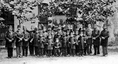 Osmanli okur yazar oranlari, türkiye okur yazar istanbuldan bir ilkmekteb hoca ve talebesi toplu halde