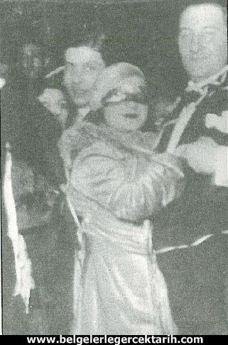 atatürk güzellik yarismasi atatürk maskeli balo cumhuriyet