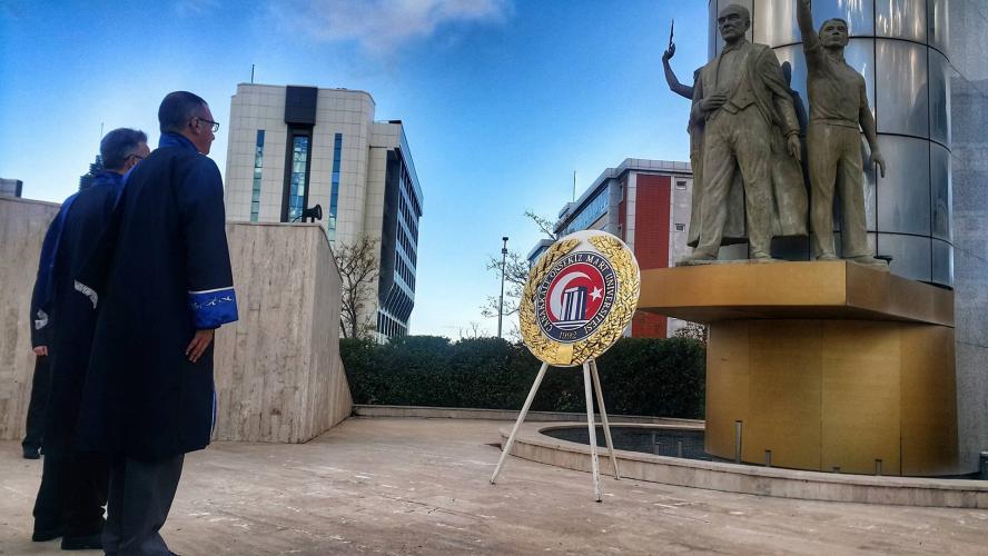 Abdullah Yaman, zorunlu kemalizm ibadetine hayir, olmasaydin olmazdik demek. atatürk 10 kasim,