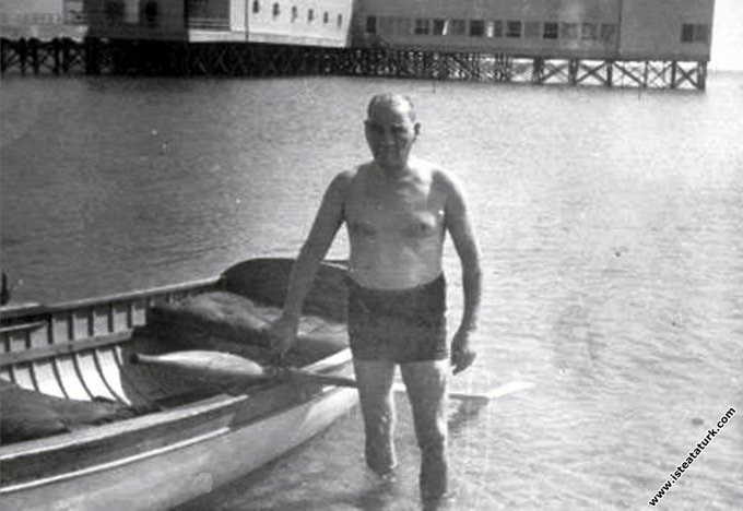 atatürk put mu, m. kemal put mu atatürk bandirma vapuru kemalizm dini kemalizm tarikati chp din Islam.jpg